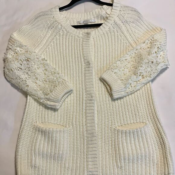 LC Lauren Conrad Sweaters - Lauren Conrad Size Medium dressy ivory snap front closure with lace sleeves